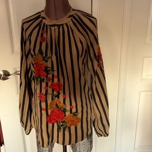 AKEMI+KIN Embroidered Tonic